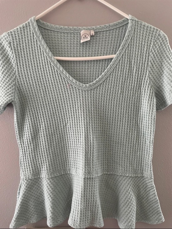 Paper Crane Tops - Paper Crane Sage Green Waffle V-Neck Top